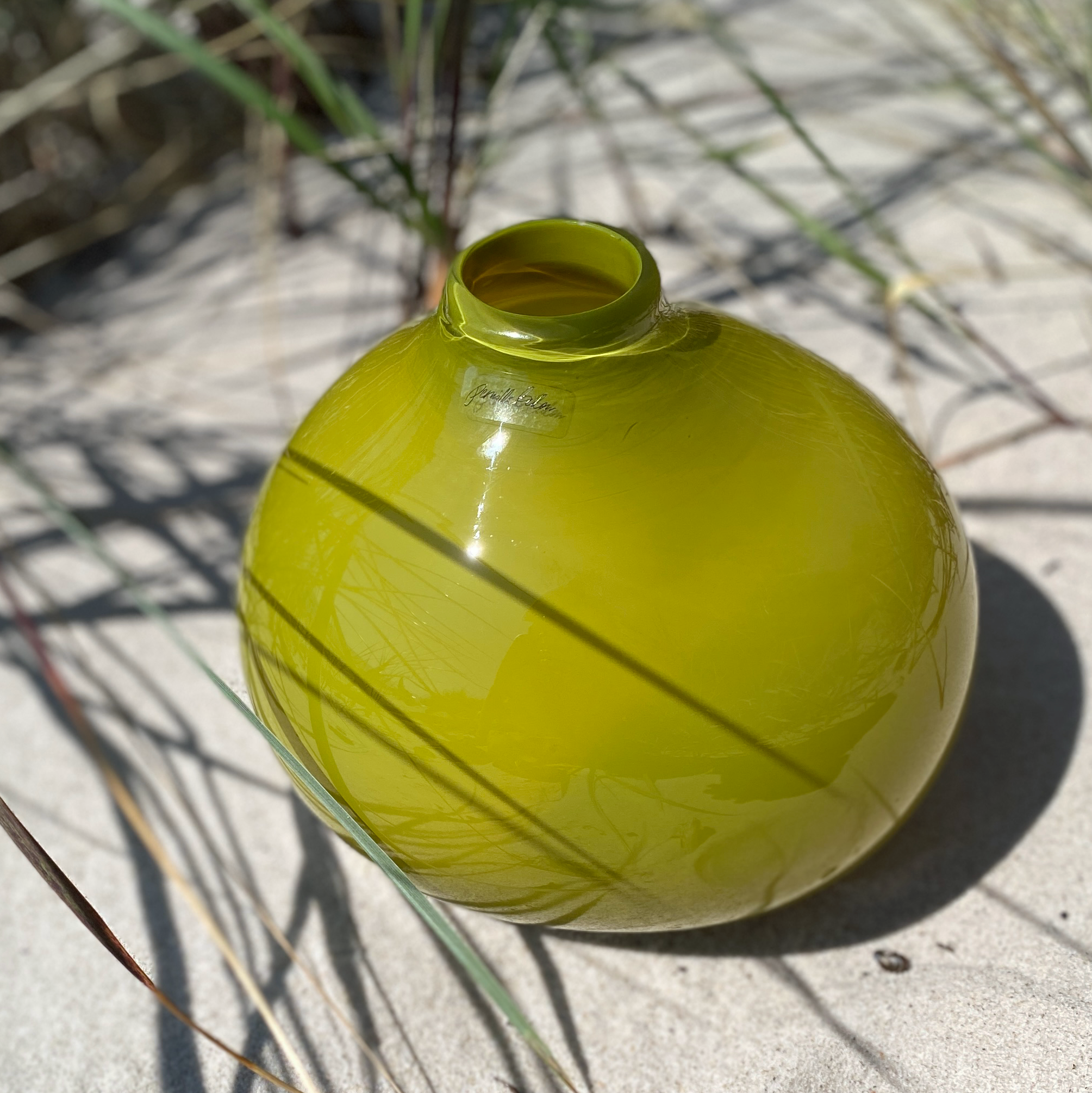Bird Vase — entworfen von Pernille Bülow und handgefertigt