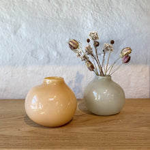 Bird Vase, zartes oliv